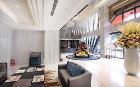 冠月精品旅館-Puli Ease Hotel
